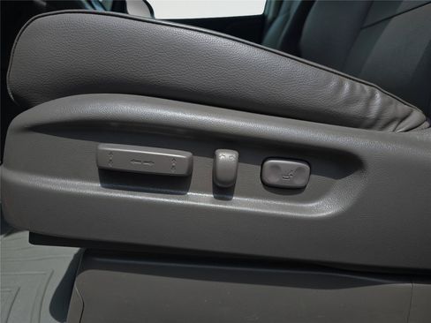 Used 2016 Honda Odyssey EX-L image 23
