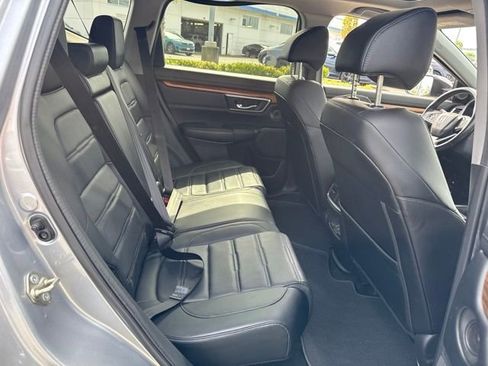 Used 2017 Honda CR-V Touring image 11