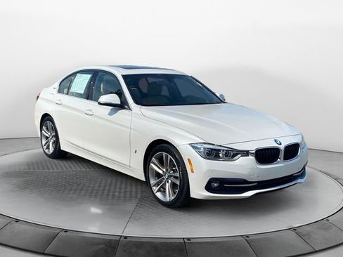 Used 2017 BMW 330e RWD image 7