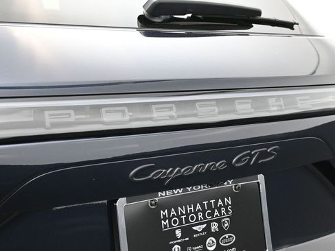Used 2023 Porsche Cayenne GTS AWD/4WD image 14