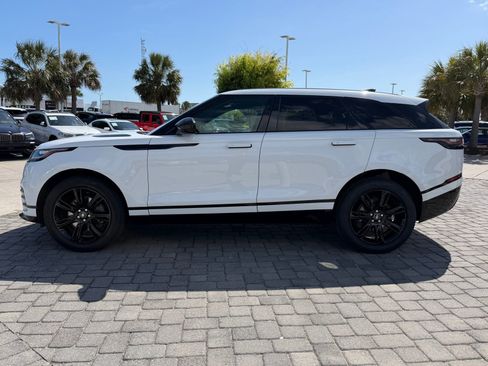 Used 2022 Land Rover Range Rover Velar R-Dynamic S image 12