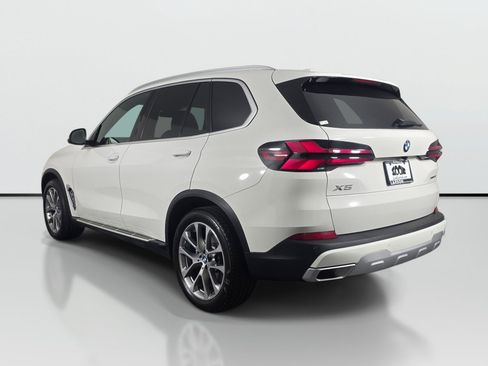 Used 2026 BMW X5 xDrive40i AWD/4WD image 6
