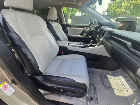 Used 2017 Lexus RX 350 FWD w/ Premium Package image 10