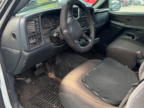 Used 2000 GMC Sierra 1500 SLE w/ Off-Road Chassis Pkg AWD/4WD image 6