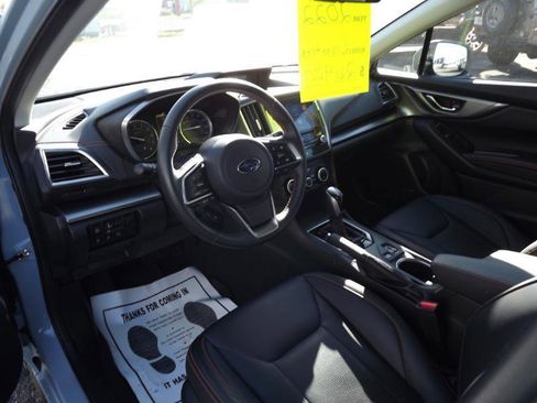 Used 2022 Subaru Crosstrek 2.5i Limited w/ Moonroof Package 2 image 9