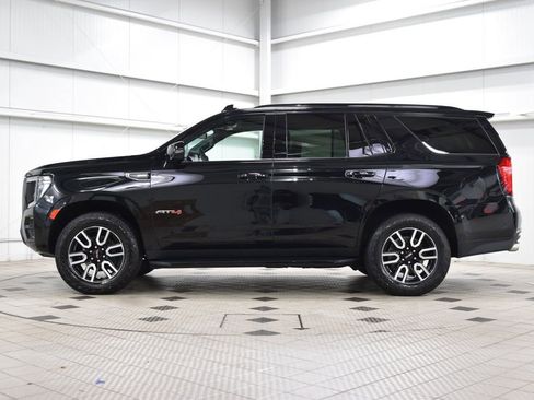 Used 2024 GMC Yukon AT4 AWD/4WD image 4