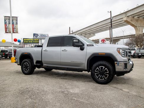 Used 2020 GMC Sierra 2500 SLE w/ SLE Value Package; image 7