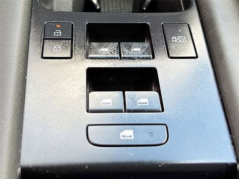 Used 2024 Hyundai Ioniq 6 SE RWD image 18
