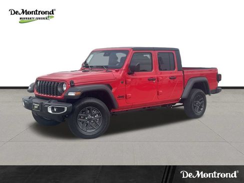 New 2025 Jeep Gladiator Sport AWD/4WD image 1