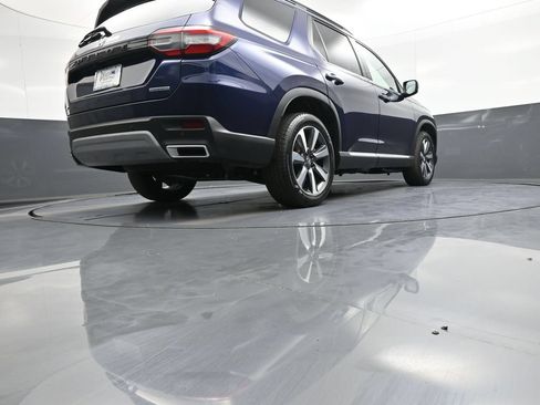 Certified 2024 Honda Pilot Touring image 33