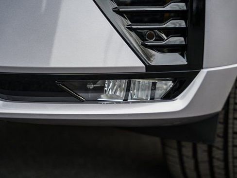 New 2026 Volvo XC60 B5 Plus w/ Protection Package Premier image 14