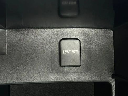 Used 2017 Toyota 4Runner Limited image 39