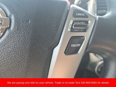 Used 2018 Nissan Titan SV AWD/4WD image 17