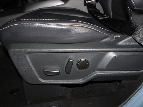 Used 2025 Ford Bronco Outer Banks AWD/4WD image 7