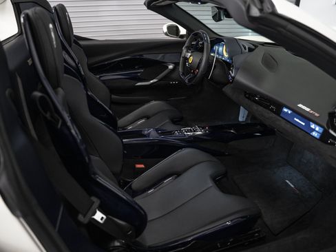 Used 2025 Ferrari 296 GTS RWD image 42