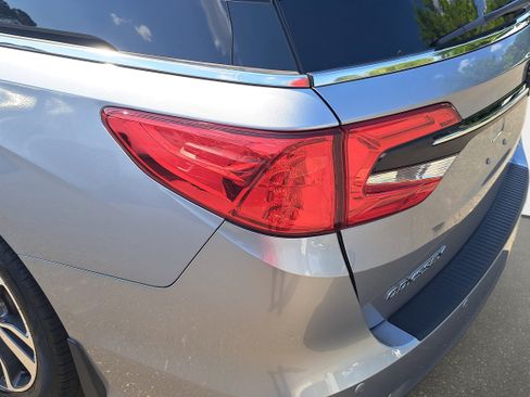 Used 2024 Honda Odyssey Touring image 34