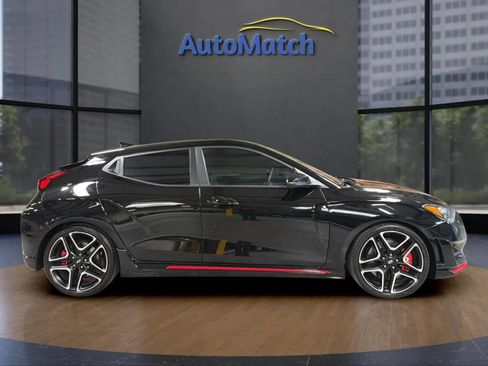 Used 2022 Hyundai Veloster N FWD image 13