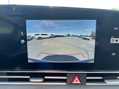 Used 2025 Hyundai Elantra Limited FWD image 14
