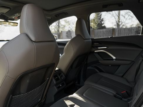 Used 2025 Audi Q5 Premium Plus w/ Premium Plus image 26