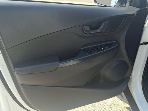 Certified 2023 Hyundai Kona SEL AWD/4WD image 13