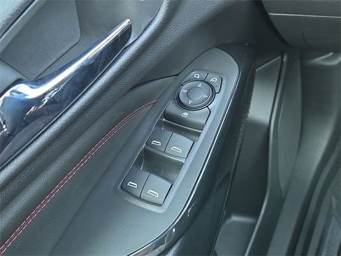 New 2026 Chevrolet Trax RS w/ Sunroof Package image 21