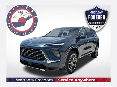 New 2026 Buick Enclave Avenir image 1