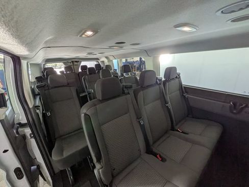 Used 2024 Ford Transit 350 XLT RWD image 28