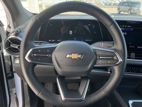 Used 2025 Chevrolet Equinox LT w/ Convenience Package II AWD/4WD image 14