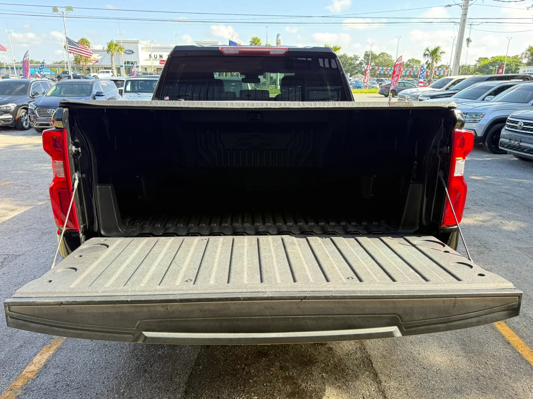 Used 2022 Chevrolet Silverado 1500 LTZ RWD image 18