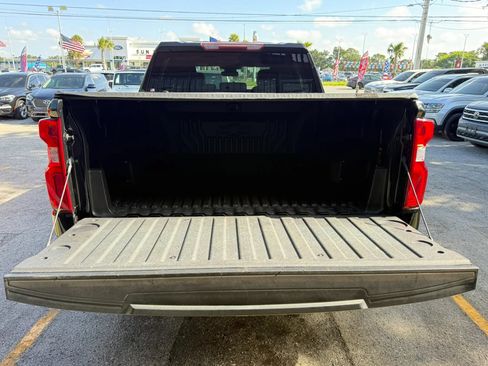 Used 2022 Chevrolet Silverado 1500 LTZ RWD image 18
