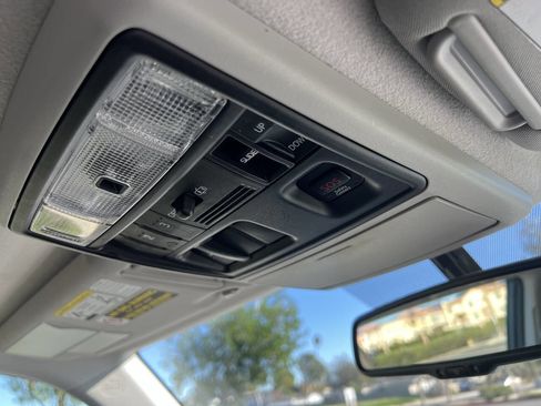 Used 2012 Toyota 4Runner Limited image 38