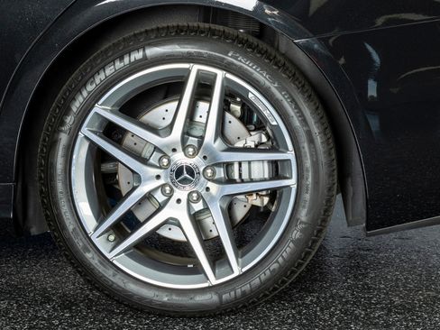 Used 2020 Mercedes-Benz S 560 Sedan image 36