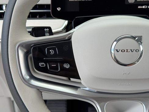 Used 2025 Volvo EX90 Ultra image 21