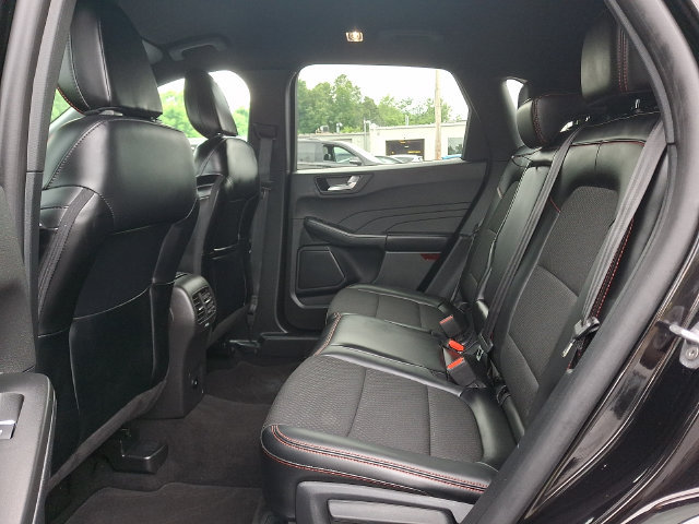 Used 2025 Ford Escape ST-Line Select AWD/4WD image 13