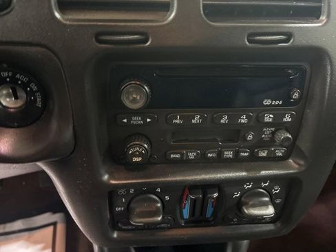 Used 2003 Chevrolet Monte Carlo SS image 20