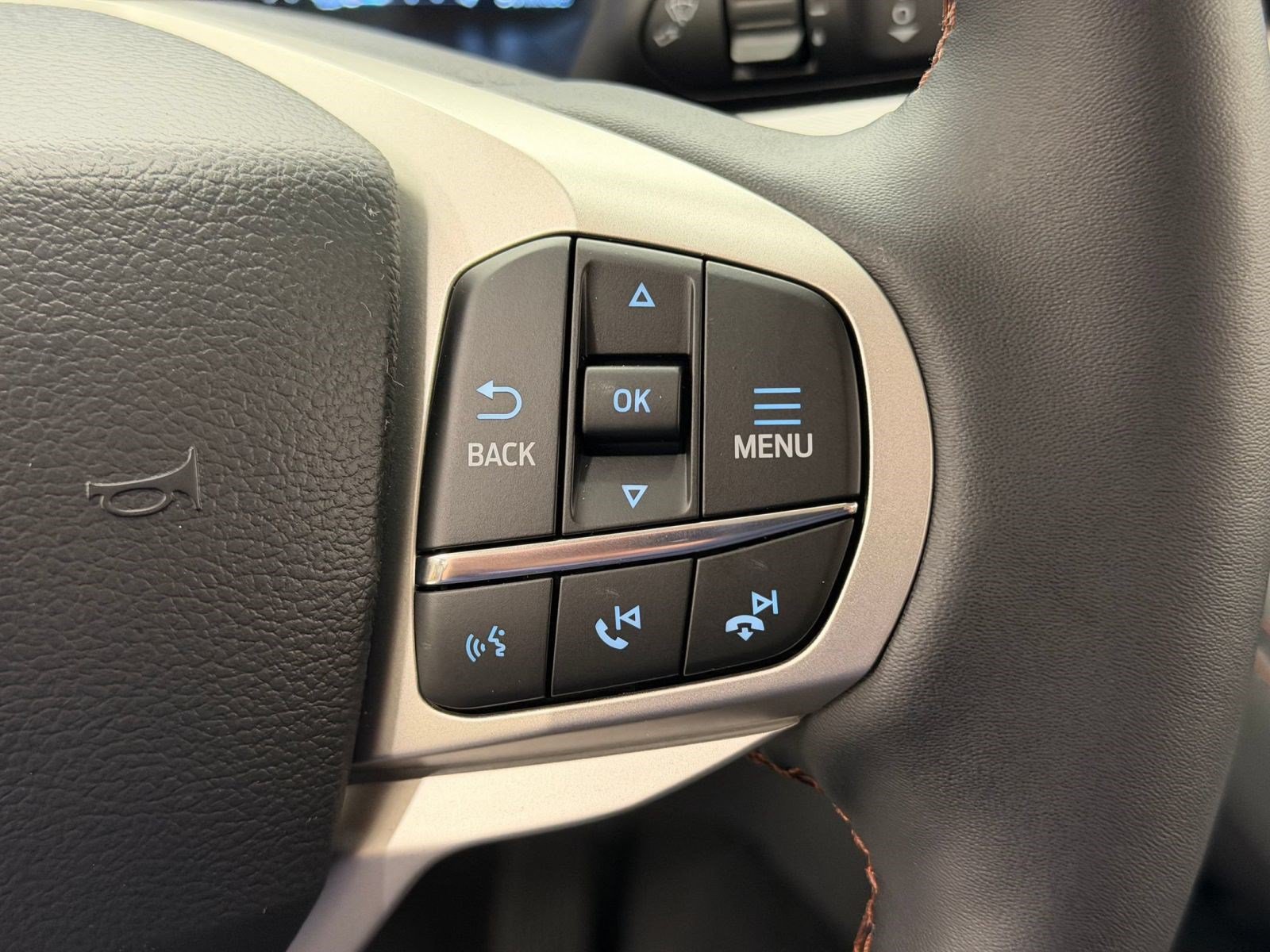 New 2026 Ford Explorer Active w/ Active Comfort Package AWD/4WD image 29