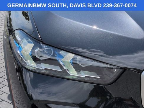 Certified 2024 BMW X5 sDrive40i w/ Premium Package RWD image 11