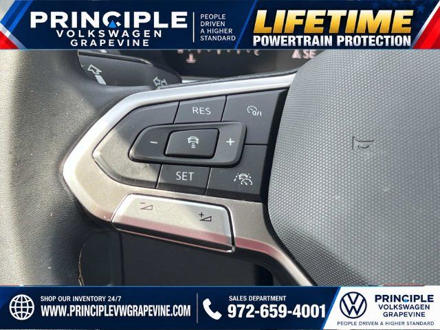 Used 2023 Volkswagen Tiguan SE FWD image 16