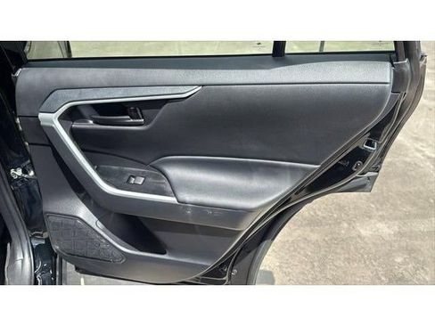Certified 2025 Toyota RAV4 LE AWD/4WD image 30