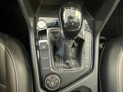 Used 2022 Volkswagen Taos SEL AWD/4WD image 26