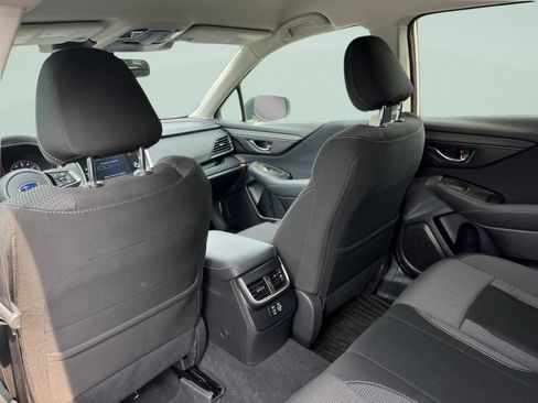 Used 2024 Subaru Outback Premium AWD/4WD image 23