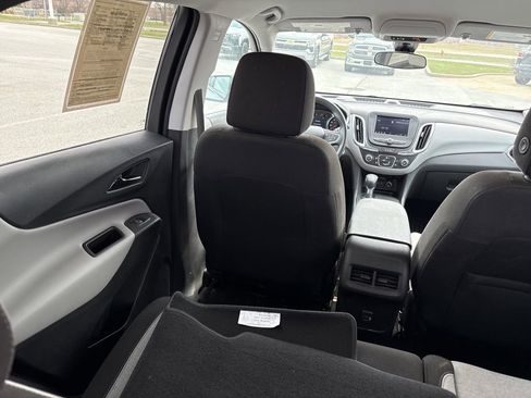 Used 2024 Chevrolet Equinox LS w/ LS Convenience Package image 13