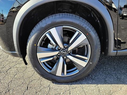 Certified 2023 Nissan Rogue SL image 8