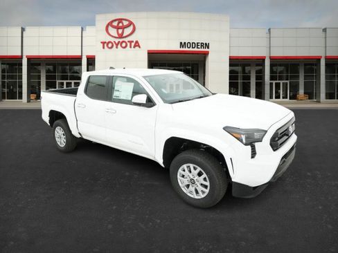 New 2025 Toyota Tacoma SR5 image 29