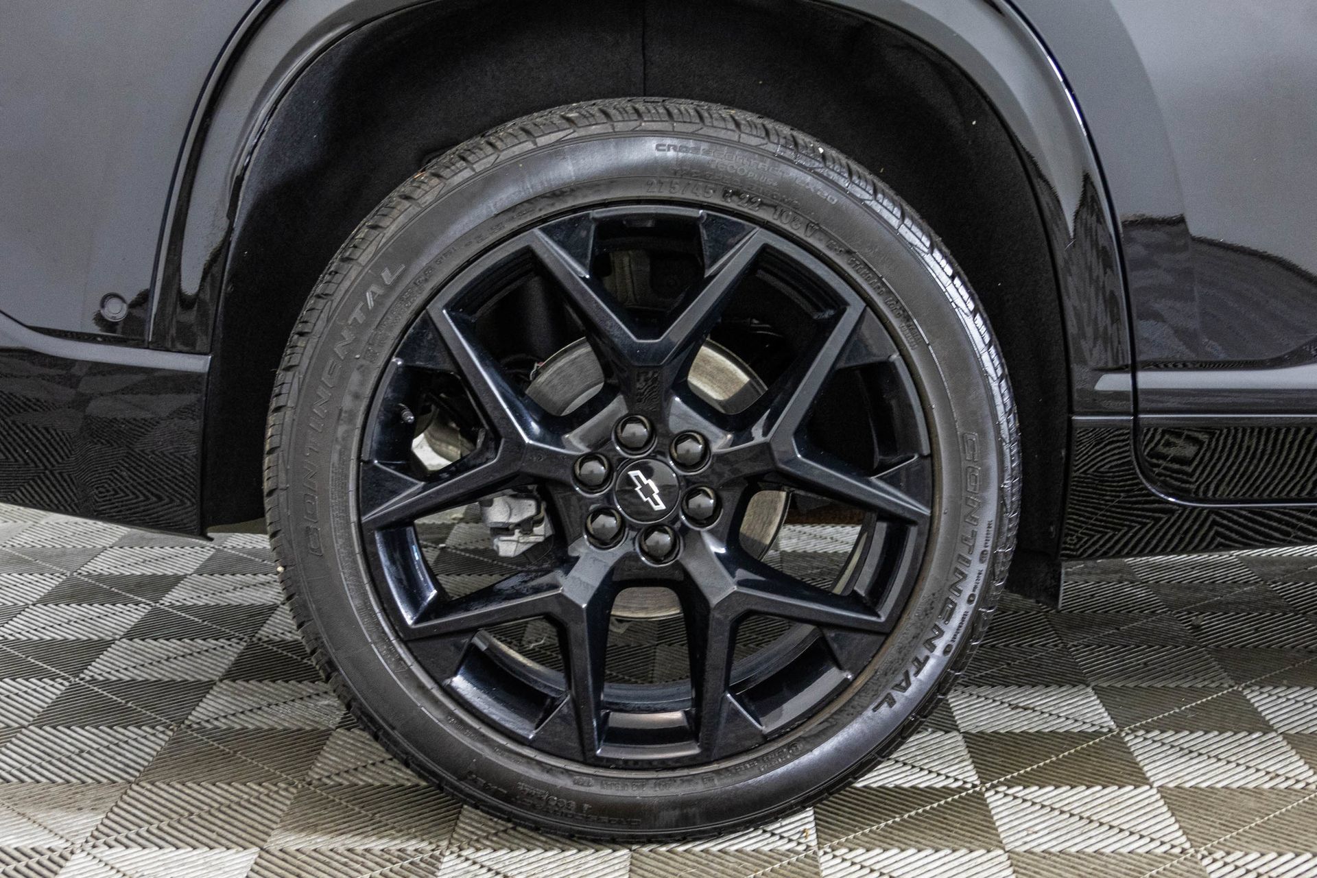 Used 2024 Chevrolet Traverse RS FWD image 59