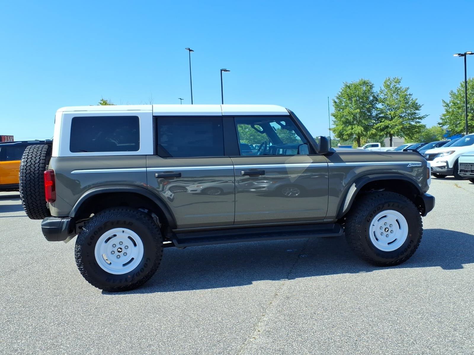 New 2026 Ford Bronco Heritage Edition AWD/4WD image 26