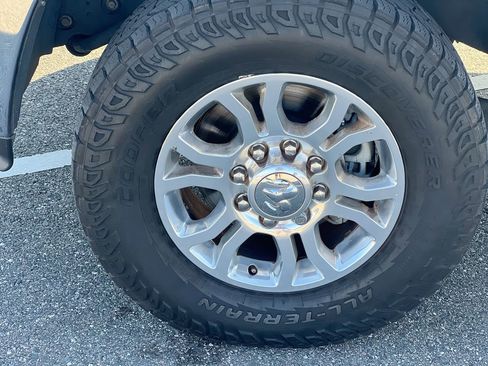 Used 2017 RAM 2500 Laramie image 13