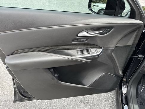 Used 2023 Cadillac XT4 Sport FWD image 39