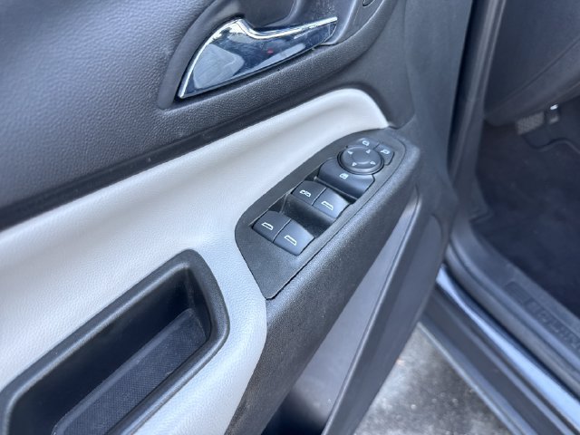 Certified 2022 Chevrolet Equinox LS AWD/4WD image 12