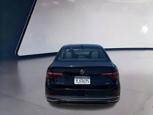 Used 2024 Volkswagen Jetta SEL image 3